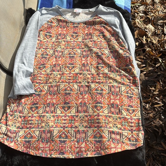 LuLaRoe Randy Baseball Style Tee Gray 3/4 Sleeves Orange Geometric Design 3XL - Picture 11 of 15